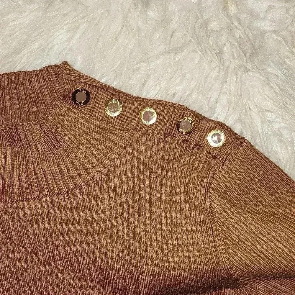 Elie Sweater - Picture 2 of 4